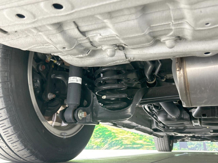 2022 Honda Step Wagon 6AA-RP8 (UW-6a1e4a29439ee)[23]