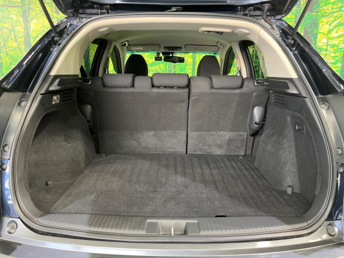 2017 Honda VEZEL DAA-RU4 (UW-6a1e4a2f5ee77)[11]