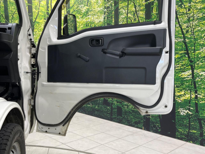 2018 Daihatsu Hiace Truck EBD-S510P (UW-6a1e4a3e4570b)[26]