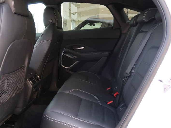 2025 Jaguar E Pace 3CA-DF2NB (UW-6a1e4a414a0f1)[12]
