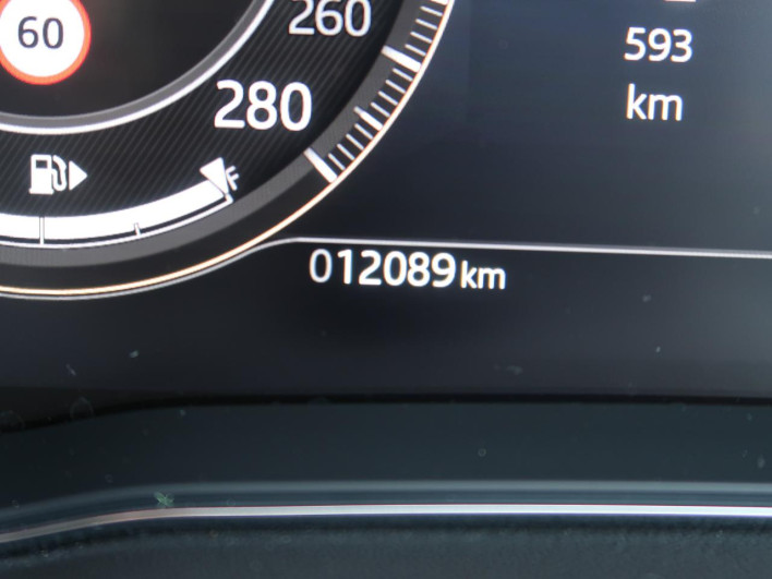 2025 Jaguar E Pace 3CA-DF2NB (UW-6a1e4a414a0f1)[2]
