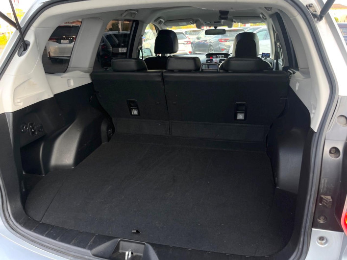 2013 Subaru Forester DBA-SJG (UW-6a1e4a44bf245)[8]