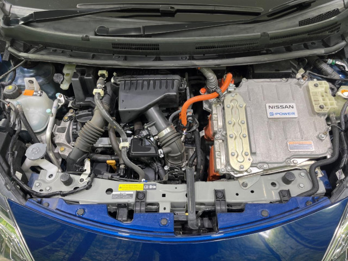 2020 Nissan Note DAA-SNE12 (UW-6a1e4a4946e2a)[4]