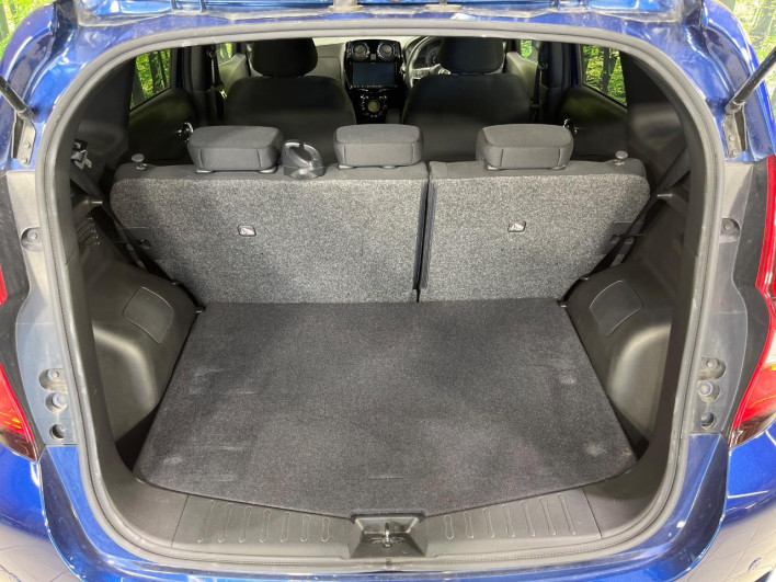 2020 Nissan Note DAA-SNE12 (UW-6a1e4a4946e2a)[6]