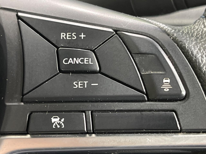 2020 Nissan Note DAA-SNE12 (UW-6a1e4a4946e2a)[23]