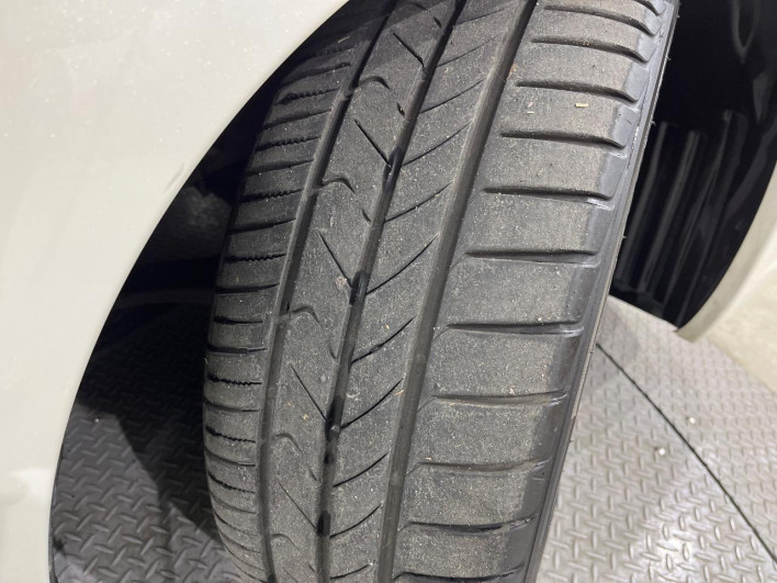 2015 Subaru Levorg DBA-VM4 (UW-6a1e4a58ec1c1)[6]