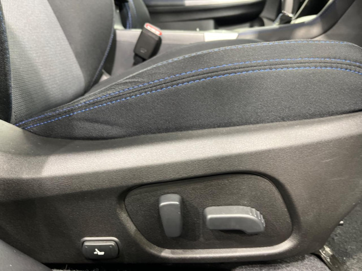 2015 Subaru Levorg DBA-VM4 (UW-6a1e4a5914102)[29]
