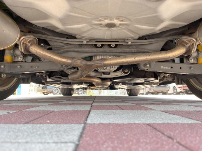 2016 Subaru Levorg DBA-VM4 (UW-6a1e4a5942d08)[25]