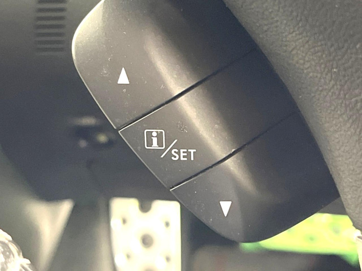 2017 Subaru Levorg DBA-VM4 (UW-6a1e4a59a889a)[25]