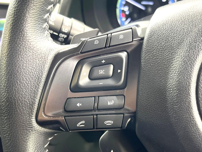 2017 Subaru Levorg DBA-VM4 (UW-6a1e4a59a889a)[24]