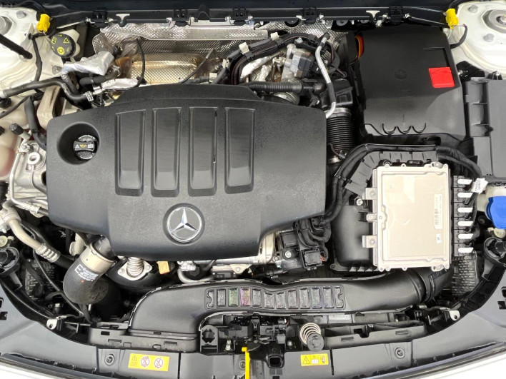 2021 Mercedes Benz CLA Class Shooting Brake 3DA-118612M (UW-6a1e4a5f045d9)[8]