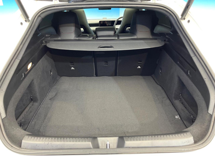 2021 Mercedes Benz CLA Class Shooting Brake 3DA-118612M (UW-6a1e4a5f045d9)[20]