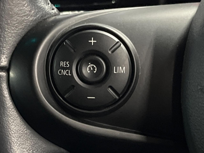 2017 Rover Mini DBA-LN15 (UW-6a1e4a67e49ab)[17]