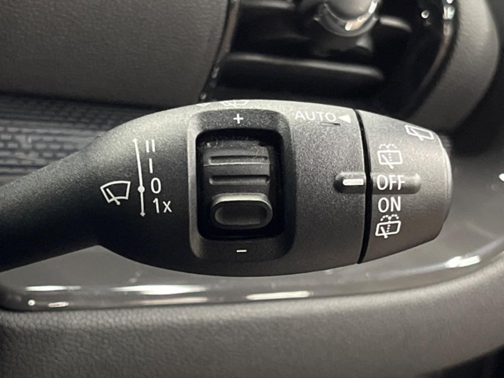 2016 Rover Mini DBA-LN20 (UW-6a1e4a6810817)[19]
