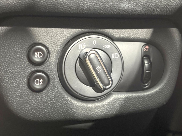 2016 Rover Mini LDA-LR20 (UW-6a1e4a69a5b97)[22]