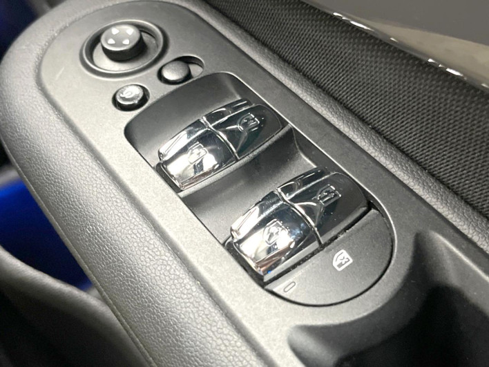 2016 Rover Mini LDA-LR20 (UW-6a1e4a69a5b97)[21]