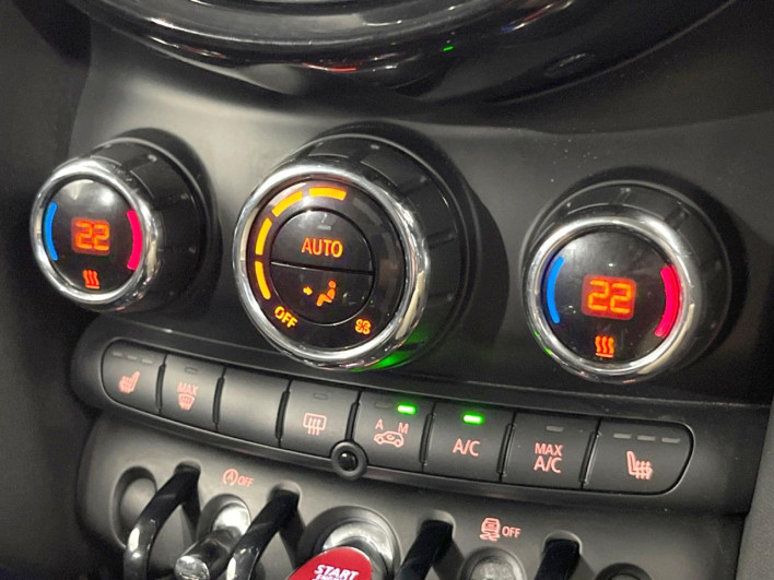 2016 Rover Mini DBA-XS20 (UW-6a1e4a6a4edb9)[28]