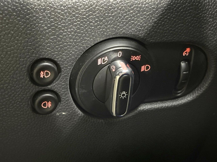 2016 Rover Mini DBA-XS20 (UW-6a1e4a6a4edb9)[22]