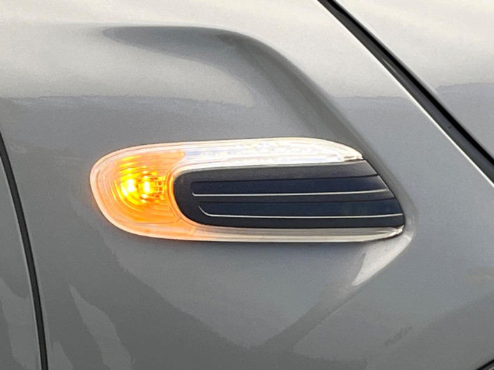 2019 Rover Mini LDA-XT15M (UW-6a1e4a6a5c135)[9]