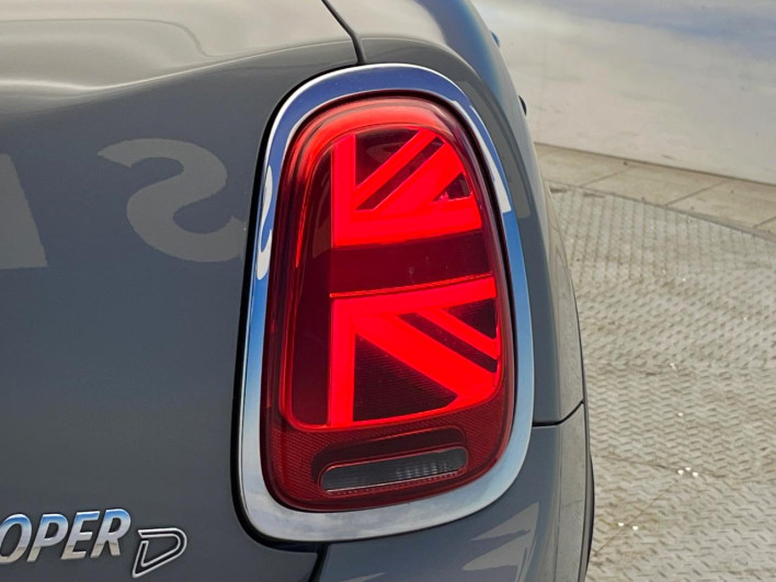 2019 Rover Mini LDA-XT15M (UW-6a1e4a6a5c135)[11]