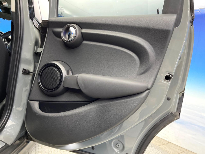 2019 Rover Mini LDA-XT15M (UW-6a1e4a6a5c135)[27]