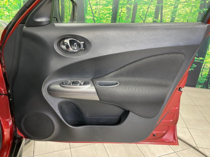 2017 Nissan JUKE DBA-YF15 (UW-6a1e4a6ca2a59)[23]