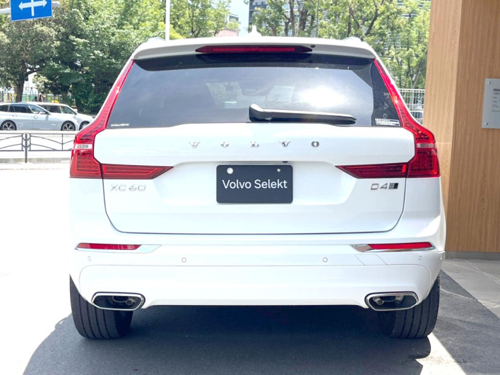 2018 Volvo XC60 LDA-UD4204TXC (UW-6a1e4a6e755e8)[8]