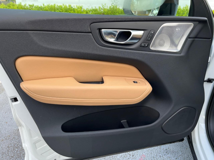2022 Volvo XC60 5LA-UB420XCP2A (UW-6a1e4a6eec493)[20]