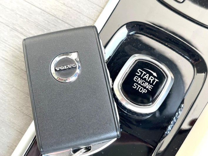 2021 Volvo V60 5AA-ZB420TM (UW-6a1e4a72d5783)[26]