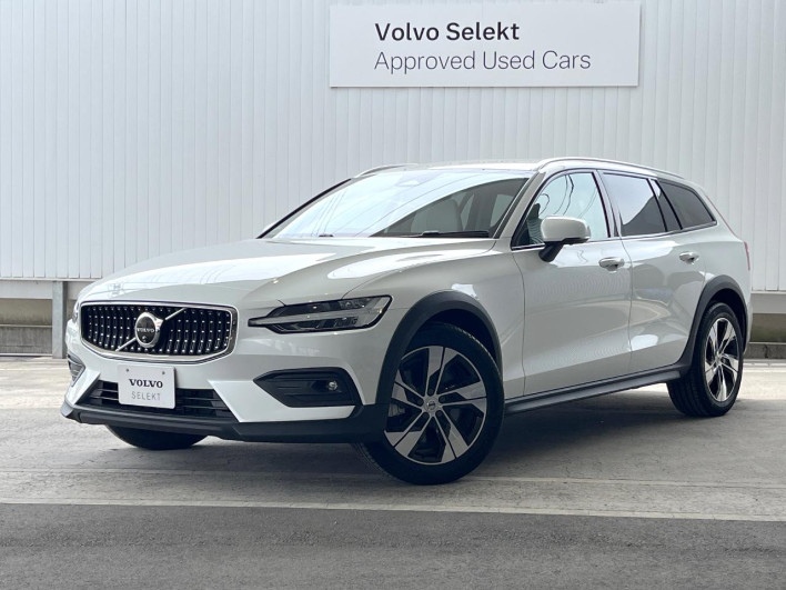 2023 Volvo V60 5AA-ZB420TM2 (UW-6a1e4a7433570)[0]