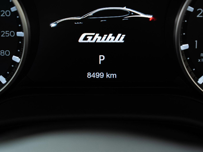 2023 Maserati Ghibli 7AA-MG20 (UW-6a1e4a74cac69)[2]