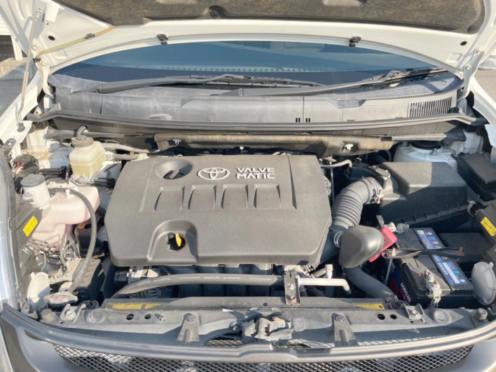 2012 Toyota Isis DBA-ZGM11W (UW-6a1e4a7c1f878)[12]