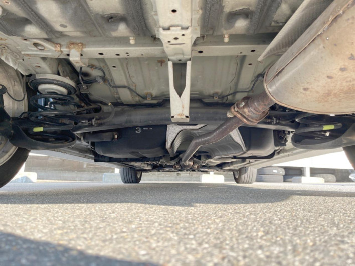 2012 Toyota Isis DBA-ZGM11W (UW-6a1e4a7c1f878)[24]