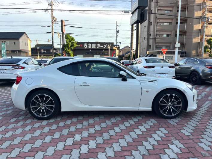 2020 Toyota 86 4BA-ZN6 (UW-6a1e4a7d016d2)[6]