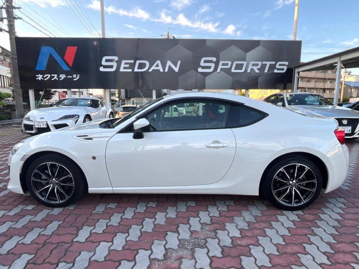2020 Toyota 86 4BA-ZN6 (UW-6a1e4a7d016d2)[10]