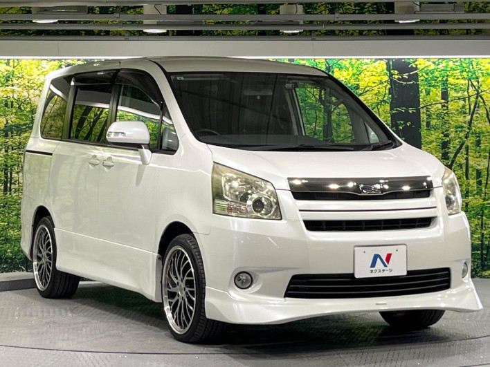 2007 Toyota Noah DBA-ZRR70W (UW-6a1e4a7e9f7a1)[7]