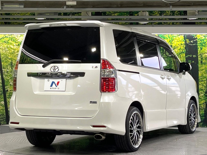 2007 Toyota Noah DBA-ZRR70W (UW-6a1e4a7e9f7a1)[9]