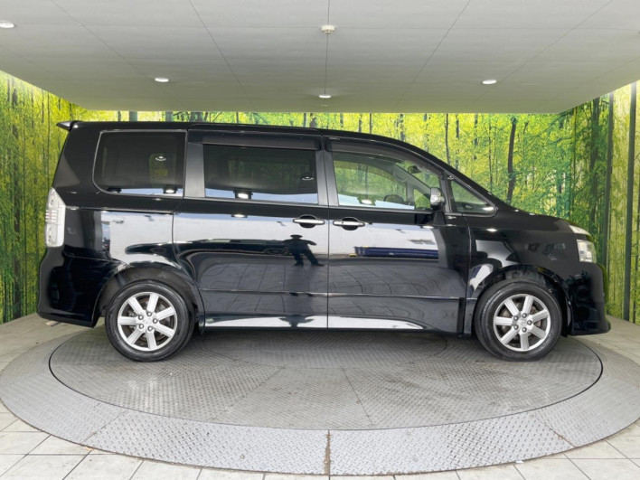 2008 Toyota Voxy DBA-ZRR70W (UW-6a1e4a7f622b1)[14]