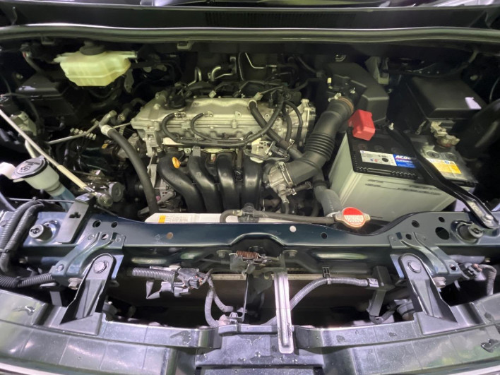 2015 Toyota Voxy DBA-ZRR80W (UW-6a1e4a81426b7)[5]