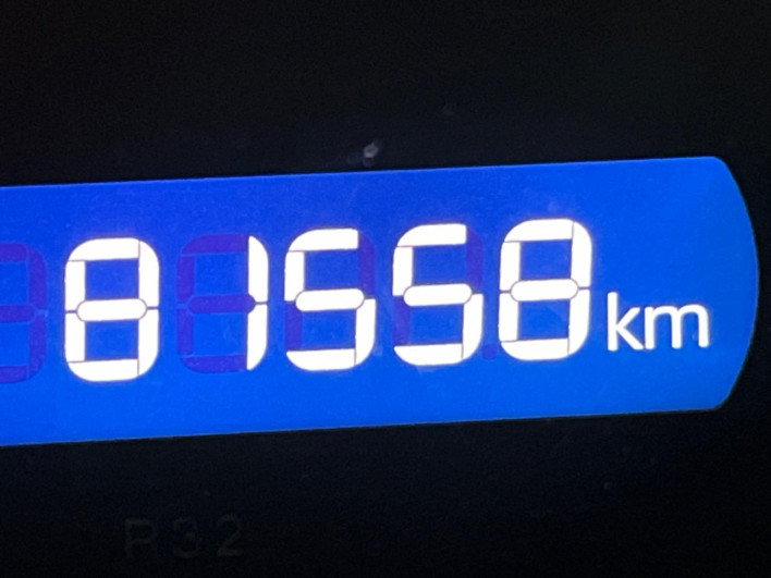 2015 Toyota Voxy DBA-ZRR80W (UW-6a1e4a81426b7)[2]