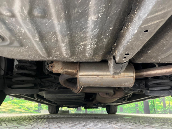 2015 Toyota Voxy DBA-ZRR80W (UW-6a1e4a81426b7)[9]