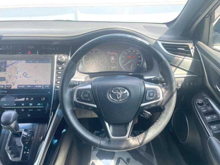 2017 Toyota Harrier DBA-ZSU60W (UW-6a1e4a8cc42e8)[26]