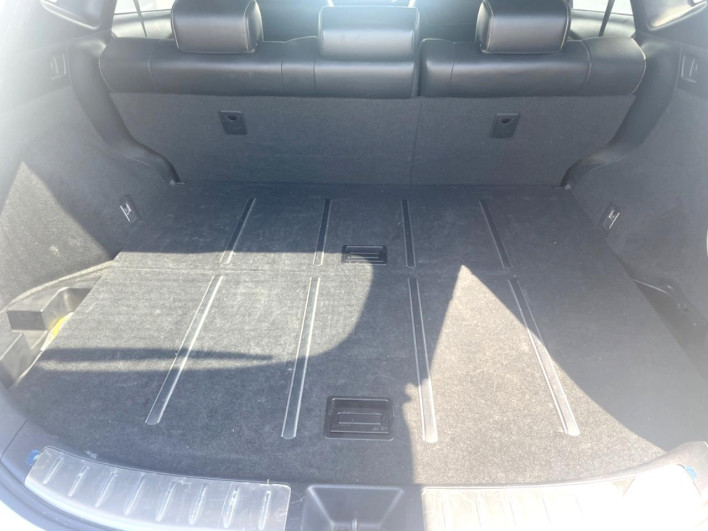 2017 Toyota Harrier DBA-ZSU60W (UW-6a1e4a8cc42e8)[20]