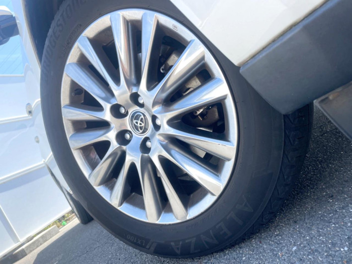 2017 Toyota Harrier DBA-ZSU60W (UW-6a1e4a8cc42e8)[8]