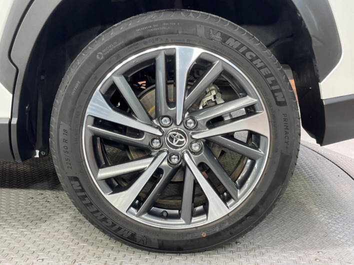 2023 Toyota Corolla Cross 6AA-ZVG13 (UW-6a1e4a8f06cf1)[14]