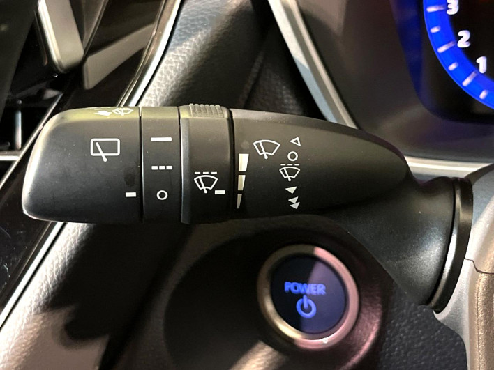 2023 Toyota Corolla Cross 6AA-ZVG15 (UW-6a1e4a919e9fa)[25]