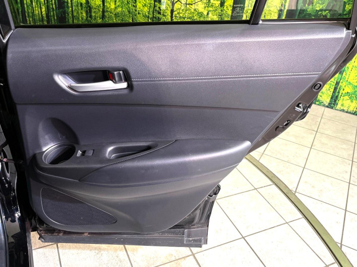 2023 Toyota Corolla Cross 6AA-ZVG15 (UW-6a1e4a919e9fa)[29]