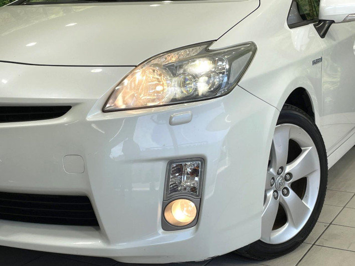 2010 Toyota Prius DAA-ZVW30 (UW-6a1e4a924e1b6)[11]