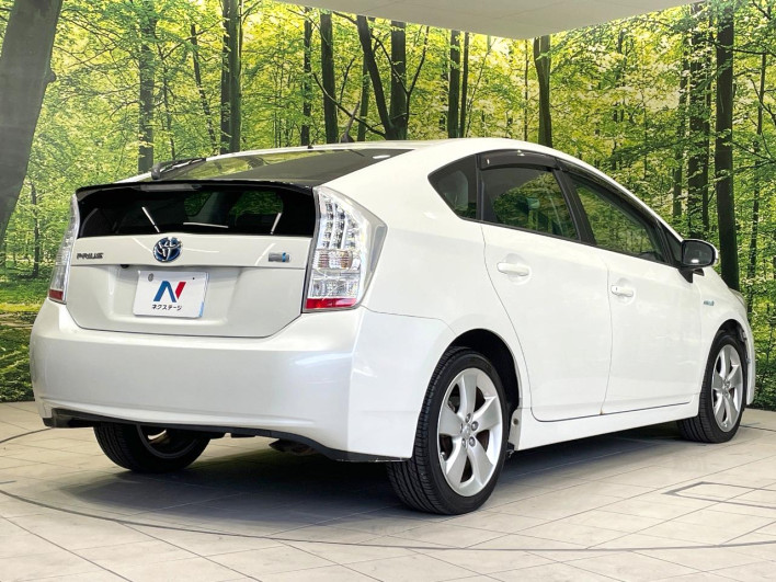 2010 Toyota Prius DAA-ZVW30 (UW-6a1e4a924e1b6)[16]