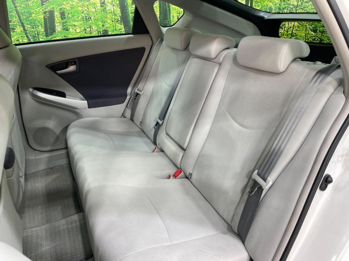 2010 Toyota Prius DAA-ZVW30 (UW-6a1e4a92c3a17)[11]